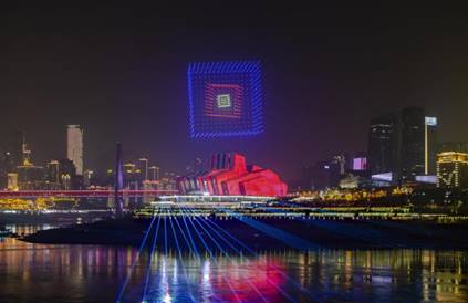 《无人机表演喜迎春》 组照3 作者:綦波